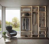 MS 027 Walking closet